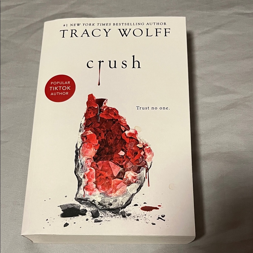 CRUSH BOOK 2 OF 6 CRAVE SERIES PAPERBACK 668 PAGES LIKE NEW ENTANGLED TEEN